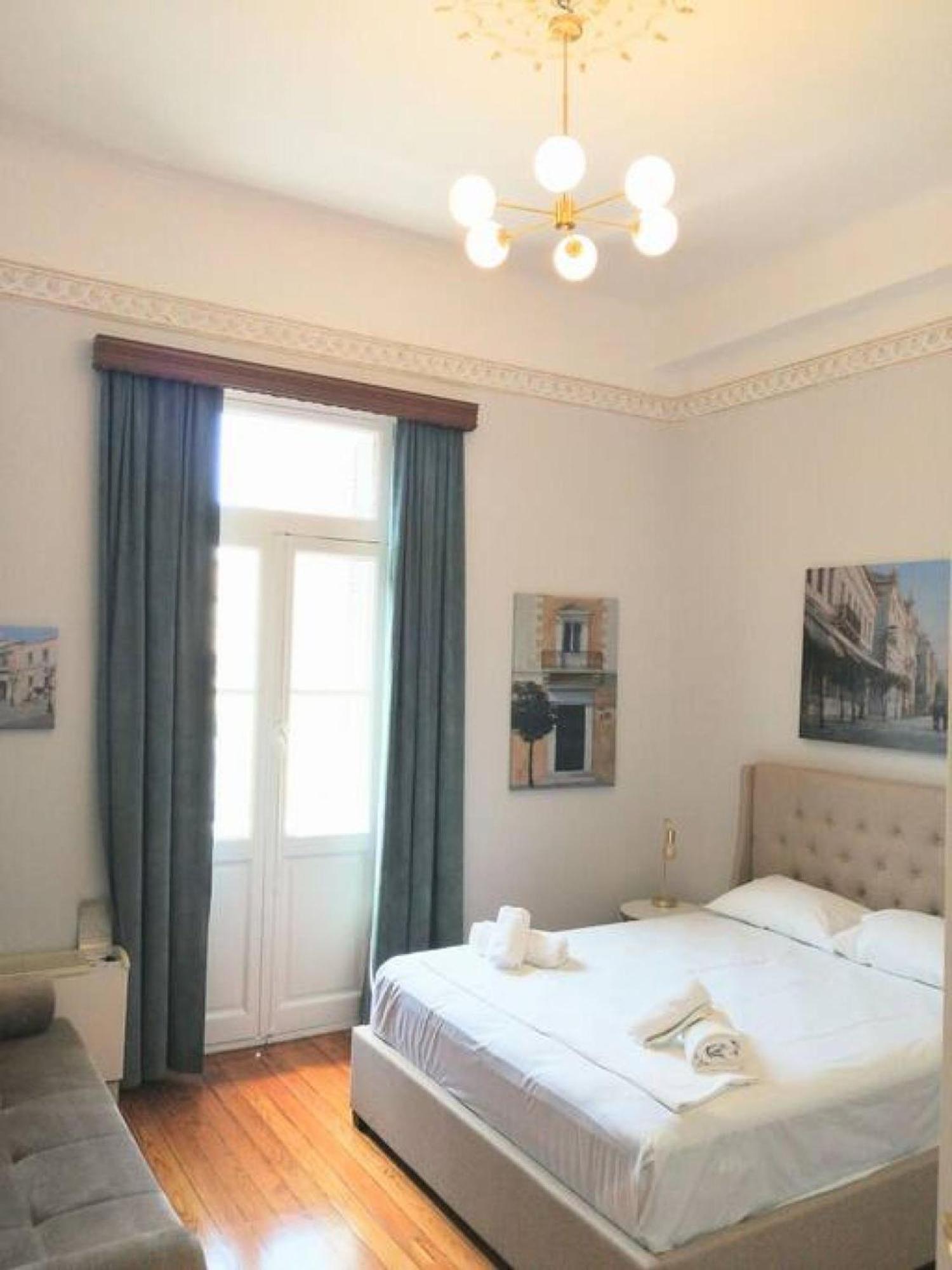 Elegant Apartment Under The Acropolis Atenas Exterior foto